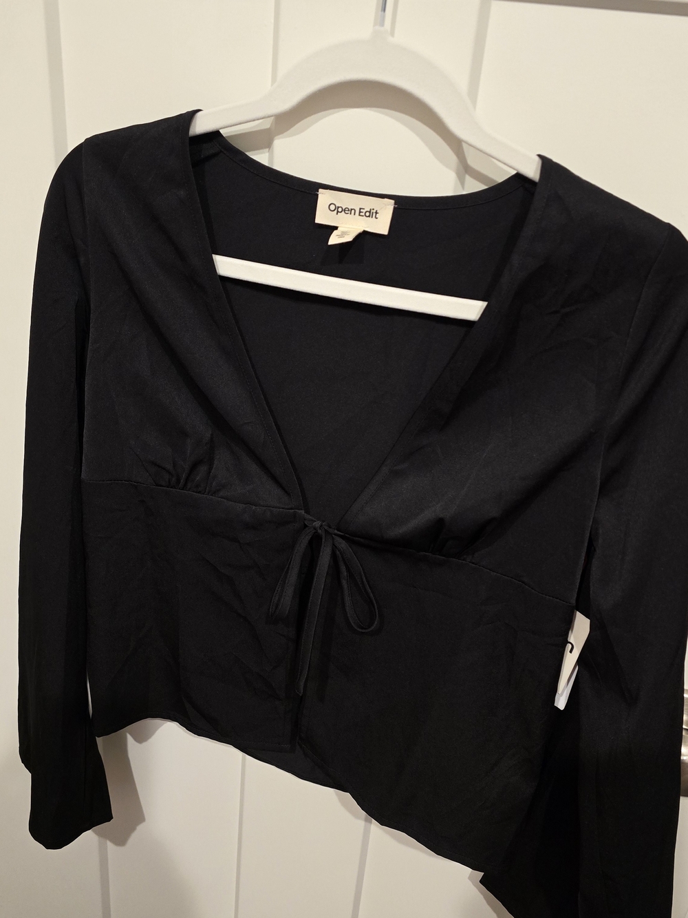 Open Edit Black Long-Sleeve Tie-Front V-Neck Top